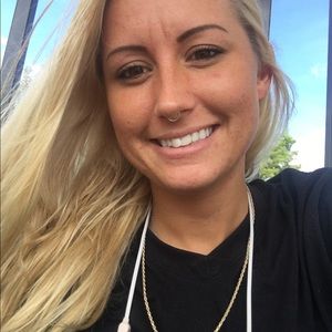 Meet your Posher, Skyller